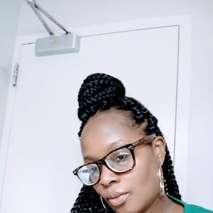 Meet your Posher, Kim